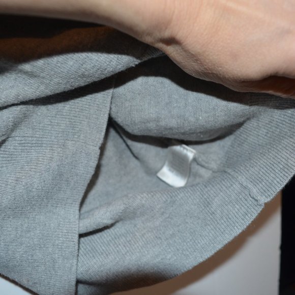 LC Lauren Conrad Metallic Beaded Round Collar Grey Sweater Girls M - Picture 6 of 7